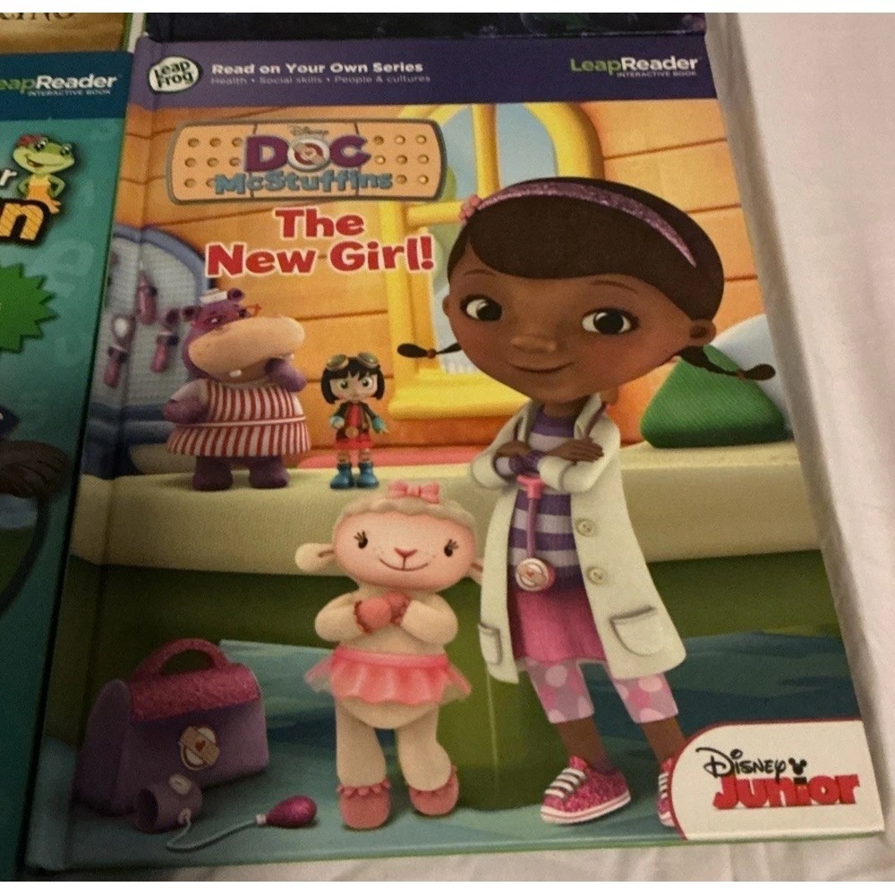Lot Of 4 Leapfrog LeapReader Hard Cover Books, Dora, Nemo, Doc McStuffins.. - Picture 5 of 11